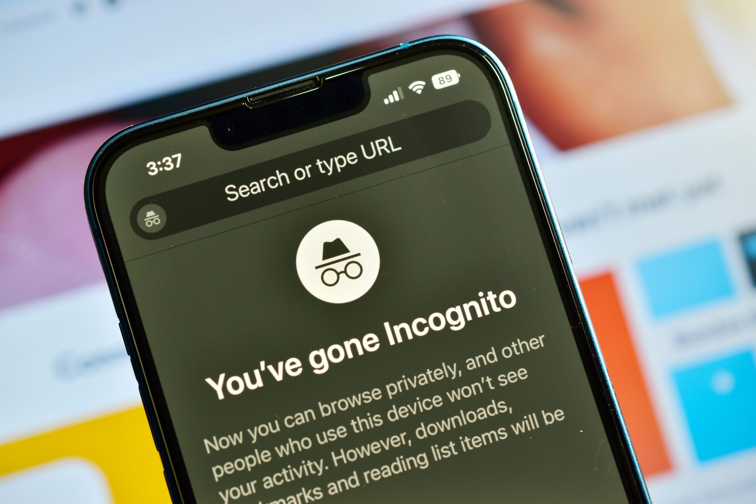 A smartphone screen displays a browser in Incognito mode with the message: "You've gone Incognito. Now you can browse privately, and other people who use this device won't see your activity." The top of the phone shows the time as 3:37 and the battery level at 89%.